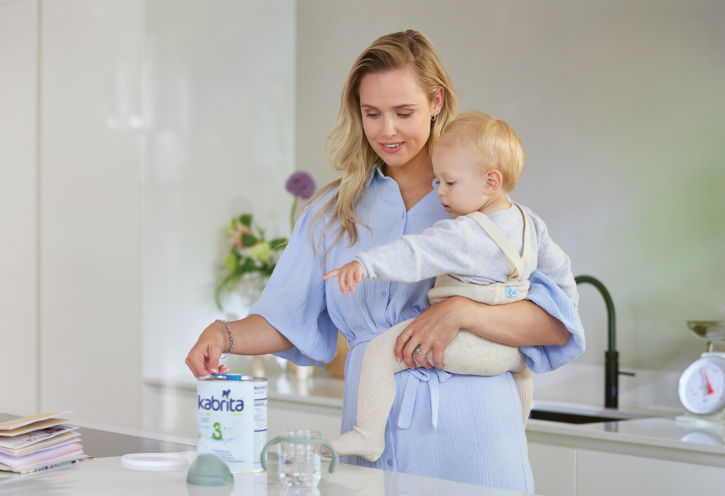 Лучшая смесь на козьем молоке Kabrita® – выбор родителей по всему миру Лучшая смесь на козьем молоке Kabrita® – выбор родителей по всему миру